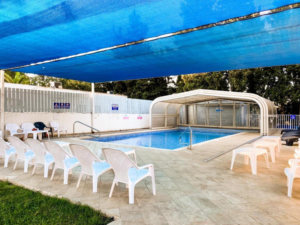 Etzel Tami Hospitality Hotel Neot Golan Exterior foto