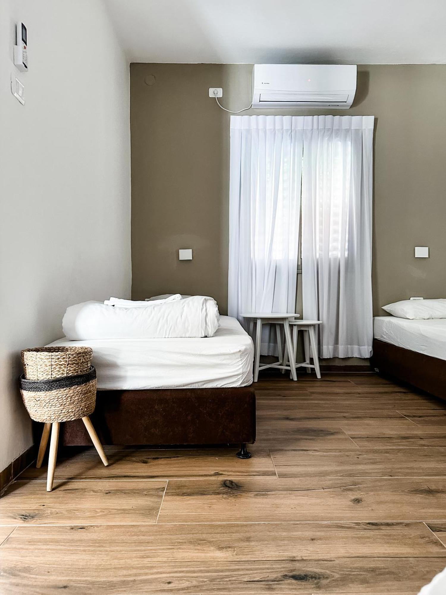Etzel Tami Hospitality Hotel Neot Golan Exterior foto